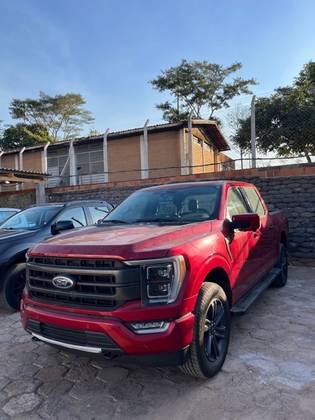 FORD F-150 5.0 V8 GASOLINA CD LARIAT FX4 AUTOMÁTICO
